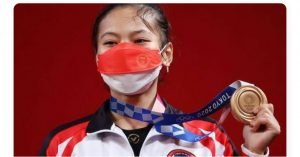 Windy Cantika Aisah saat meraih medali perunggu di Olimpiade Tokyo