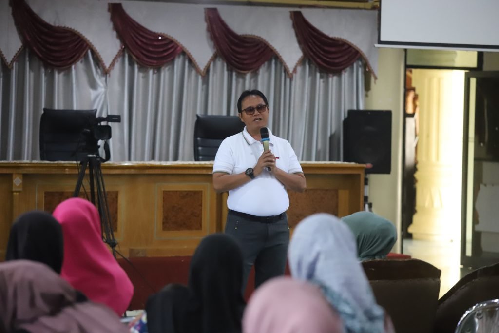 Drs. Nukman M.M Hadiri Program Makan Bergizi Bersama Ibu Hamil