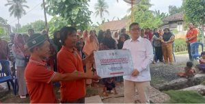 Bob Hasan Serap Aspirasi Warga di Way Kanan, Soroti Jalan Rusak dan Harga Komoditas