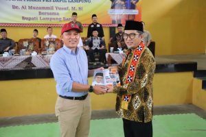 Parosil Sebut Tidak Ada Lagi Alasan Anak di Lampung Barat Tidak Mengeyam Pendidikan