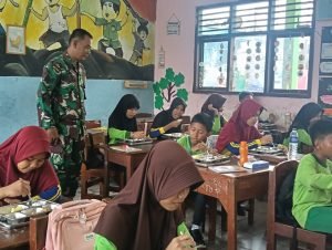 Serma Agus R,  Turun Langsung dalam Aksi Sosial